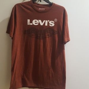 Levi' s T Shirt Burgandy